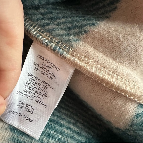 Joie • Plaid Buffalo Check Shacket‎ - Picture 7 of 8